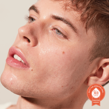 Rejuvenating Facial Serum with Ceramides, Peptides and Hyaluronic Acid Complex